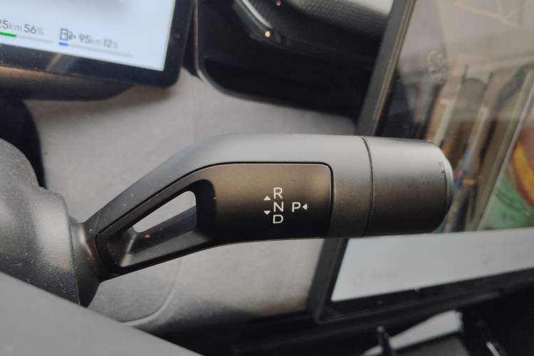 Used Lynk & Co 08 EM-P 2023 220km All-Wheel-Drive Performance Halo
