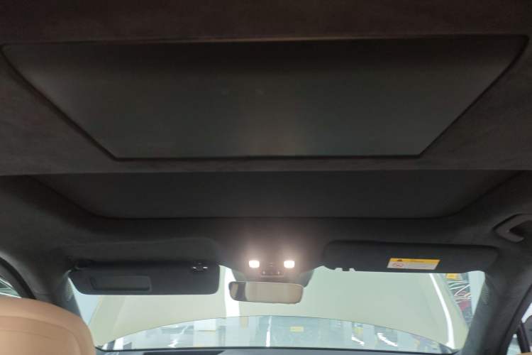 Used ONVO Luxeed L90 2025 Model—Max Six-Seater Version