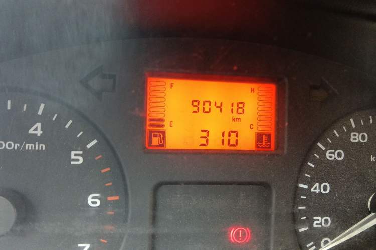 Used Wuling Rongguang 2011 1.2L Base Version Odometer Close Up