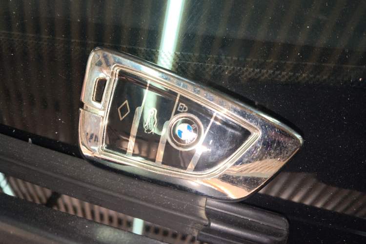 Used BMW X6 2015 xDrive28i
