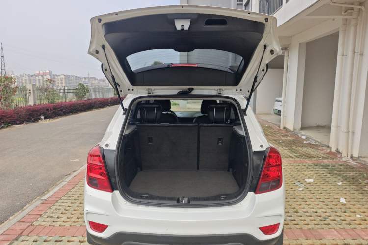 Used Chevrolet Trax 2017 1.4T Manual Two-Wheel Drive Comfort Model
