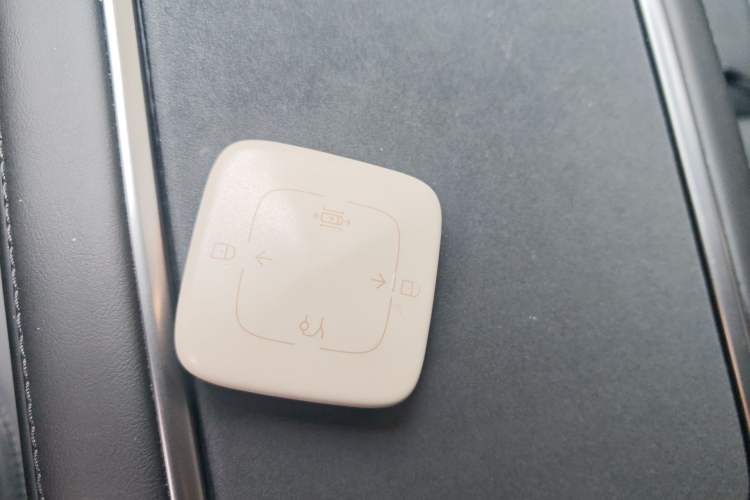 Used Zeekr 7X 2025 75 kWh Rear-Wheel Drive Intelligent Driving Version Vehicle Key