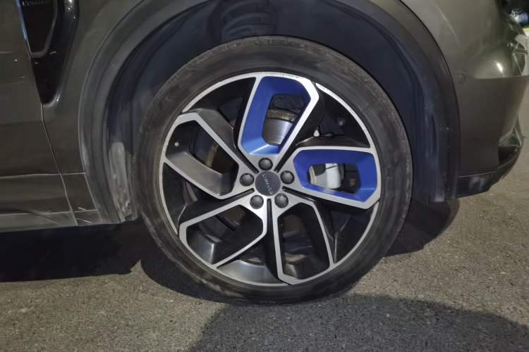 Used Lynk & Co 05 2020 2.0TD Two-Wheel Drive Shine Halo
