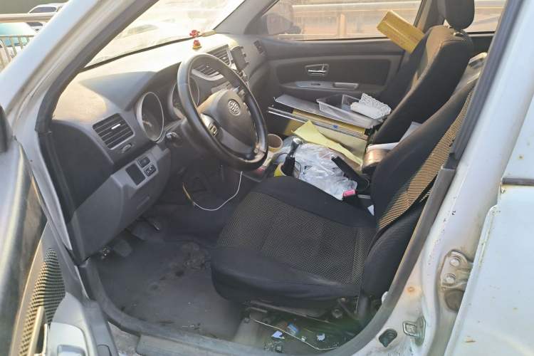 Used FAW Senya S80 2013 1.5L Manual 5-Seat Urban Fashion Edition
