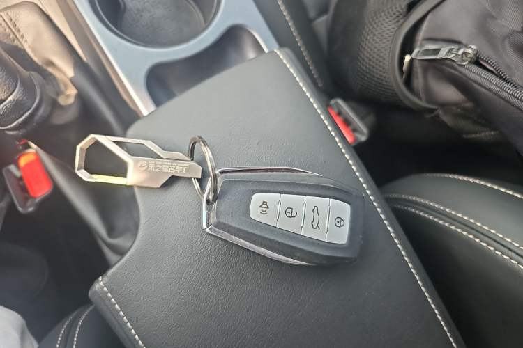 Used Geely Auto Emgrand 2019 Leading Edition 1.5L Manual Luxury Model China VI Standard