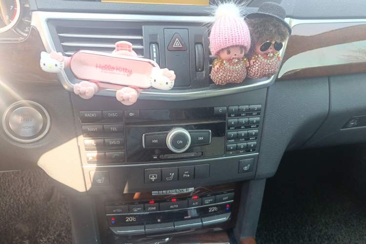 Used Mercedes-Benz E-Class 2011 E 300 L Elegant Model
