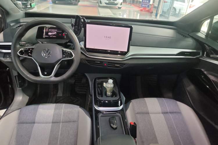 Used Volkswagen ID.4 CROZZ 2025 Pure Edition
