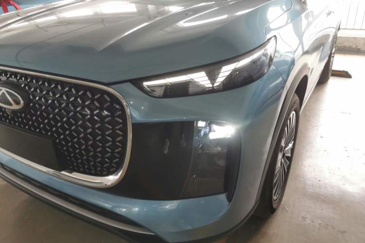 Used Chery Tiggo 8 PLUS C-DM 2025 1.5T 116 km Prestige Version 5 Seats
