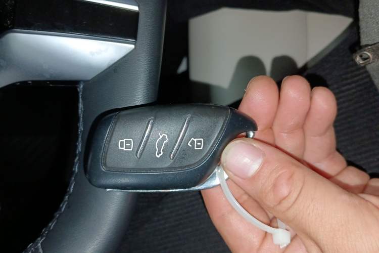 Used MG ES5 2025 525max Rear-Drive Intelligent Driving Version Vehicle Key