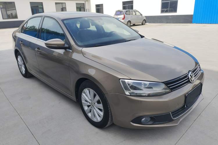 Used Volkswagen Sagitar 2014 Revised Version 1.6L Manual Comfort Edition
