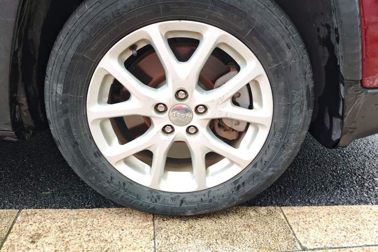 Used Jeep Cherokee 2016 2.4L Leading Edition