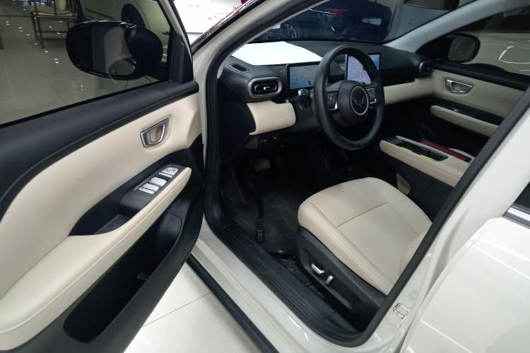 Used Wuling Bingo PLUS 2024 401 km Range 5-Seater Version
