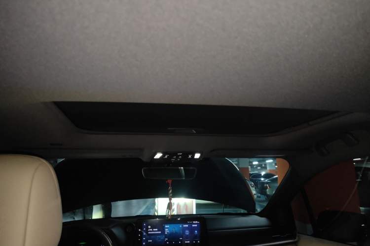 Used Toyota Granvia 2023 2.5L Hybrid Prestige PLUS Edition Headliner