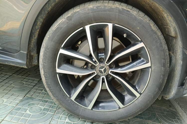 Used Mercedes-Benz GLC 2020 Facelift GLC 300 L 4MATIC Dynamic Edition