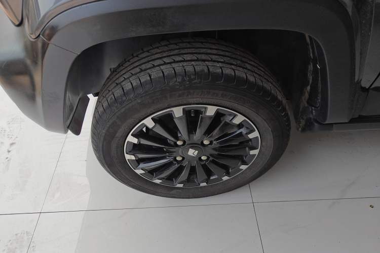 Used Baojun Spark 2023 Flagship Edition Exterior 4