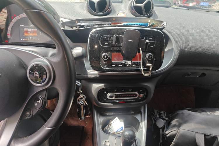 Used smart fortwo 2015 1.0L 52 kW Hardtop Passion Edition