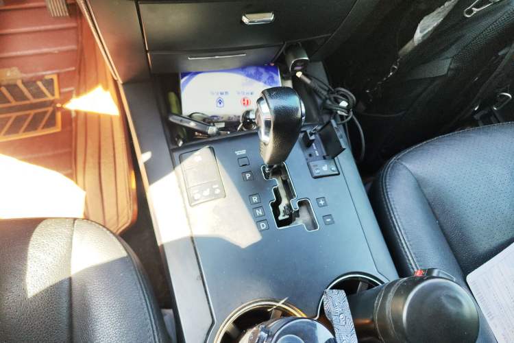 Used Kia Borrego 2013 3.8L Luxury Edition China V standard