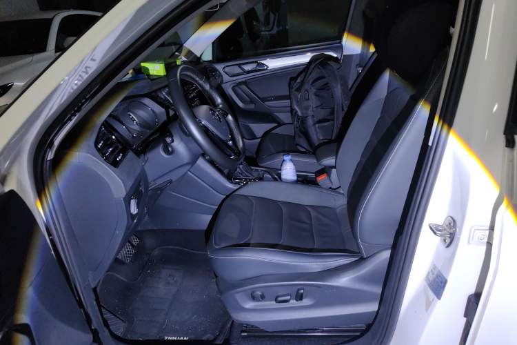 Used Volkswagen Tiguan L 2019 330TSI Automatic Two-Wheel Drive Smart Luxury Version China VI Standard