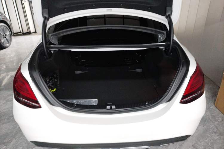 Used Mercedes-Benz C-Class 2021 C 200 L Fashion Edition Sport Version
