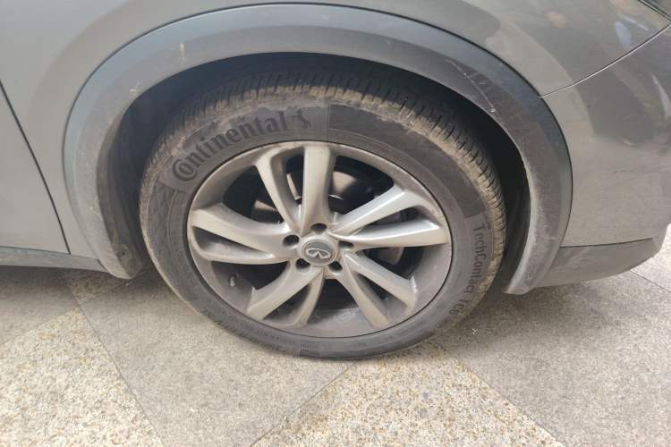 Used Infiniti QX30 2017 1.6T Two-Wheel-Drive Sport Edition
