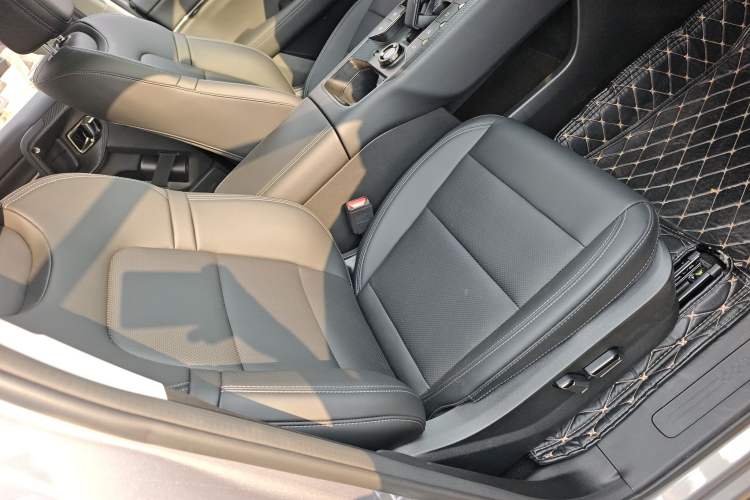 Used Haval H Dog 2023 2.0T All-Wheel-Drive Chaoye Plus Right Front Seat