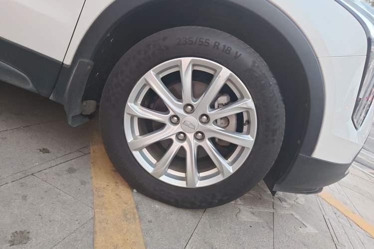 Used Cadillac XT4 2018 28T Two-Wheel Drive Tech Version
