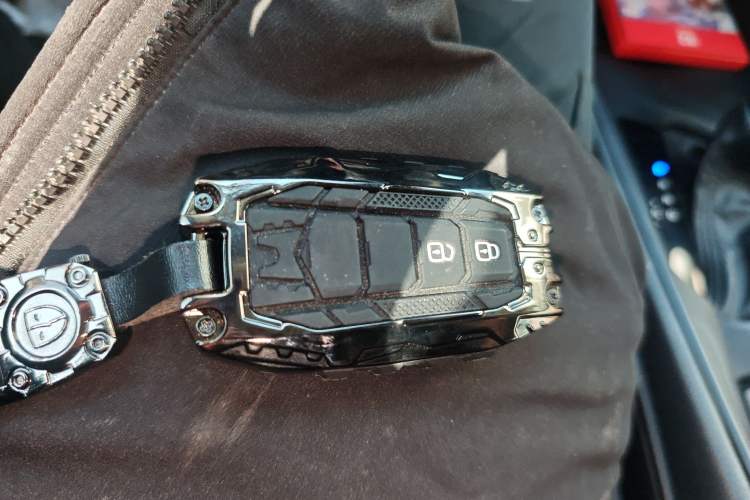 Used Toyota IZOA 2021 Dual-Motor 2.0L Yi Xing Edition Vehicle Key