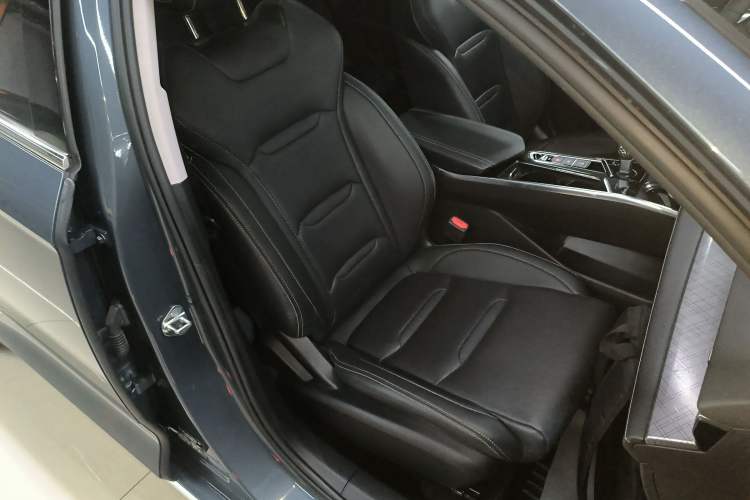 Used Geely Auto Preface 2021 2.0TD Luxury+ Version Right Front Seat