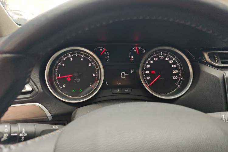 Used Peugeot 408 2015 1.2T Automatic Luxury Edition Instrument Cluster