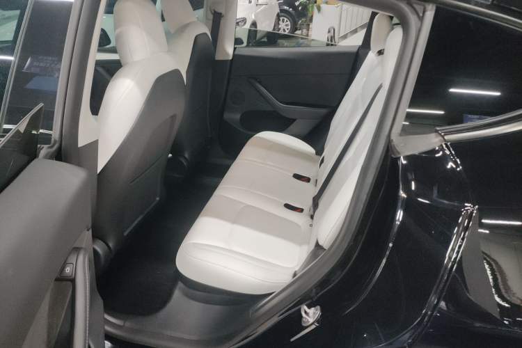 Used Tesla Model Y 2022 Rear-Wheel-Drive Version