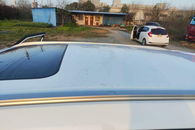 Used Geely Auto Emgrand X7 Sport 2023 Boyue COOL 1.5TD Friend Edition Roof