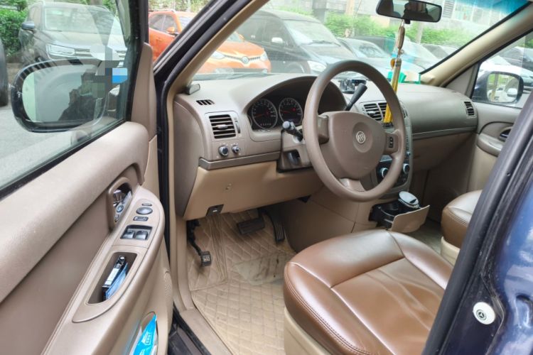 Used Buick GL8 2011 2.4L CT Comfort Edition