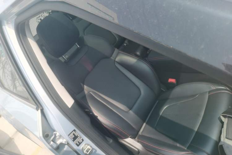 Used GAC Trumpchi EMKOO 2022 1.5T Supernova Edition Right Front Seat