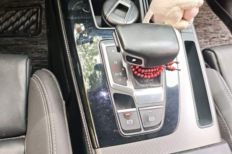 Used Audi Q5L 2022 45T Luxury Dynamic Model