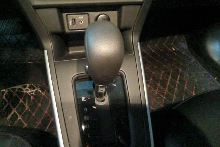 Used Nissan Sylphy 2022 Classic 1.6XE CVT Comfort Edition Gear Lever