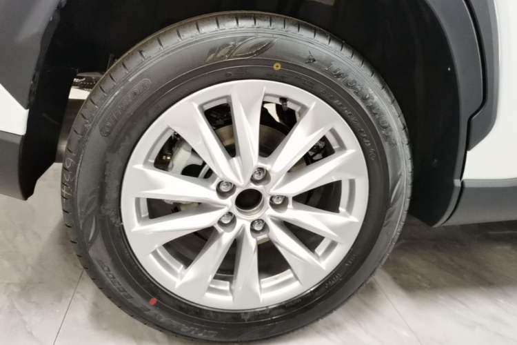 Used Toyota Corolla Cross 2026 Model 2.0L Pioneer Edition
