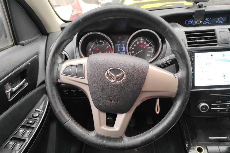 Used HYOSOW S3 2014 1.5L Luxury Version China IV Emission Standard
