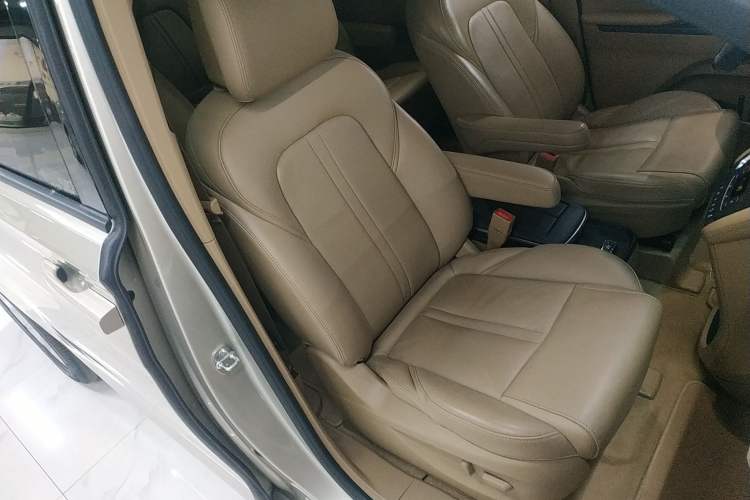 Used Buick GL8 2017 ES 28T Premium Version China V Standard
