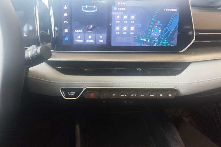 Used Geely Auto Binray 2022 Binrui COOL 1.5T DCT Windstorm Edition Audio And AC Panel