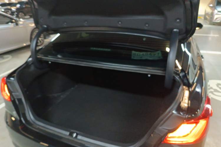 Used Toyota Camry 2026 Model 2.0GVP Luxury Edition