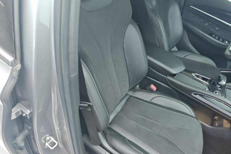 Used Geely Auto Monjaro L 2024 2.0TD High-Power Automatic Two-Wheel Drive Skyline Edition