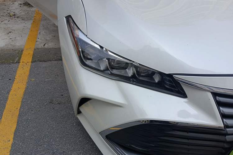 Used Toyota Avalon 2019 2.0L Ambition Edition China VI