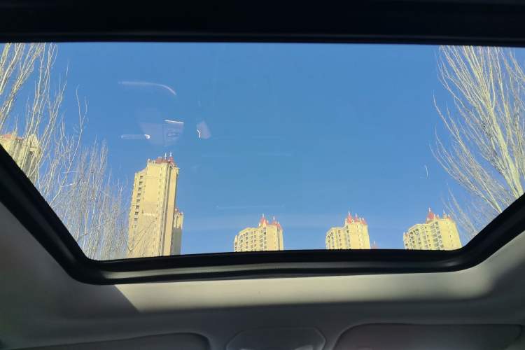 Used SAIC MAXUS G50 2019 1.5T Automatic Elite Edition China VI Standard Headliner