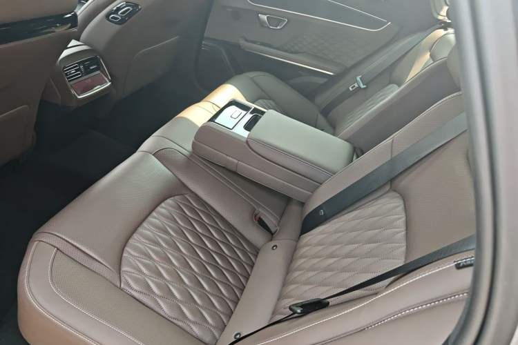 Used BYD Han 2022 DM-i 121KM Luxury Model