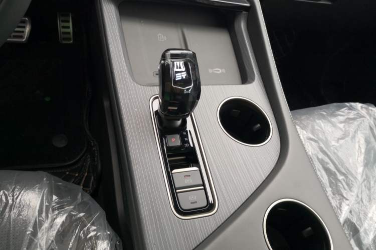 Used JETOUR Shanhai L9 2024 1.5TD 2DHT Pro 7-Seater
