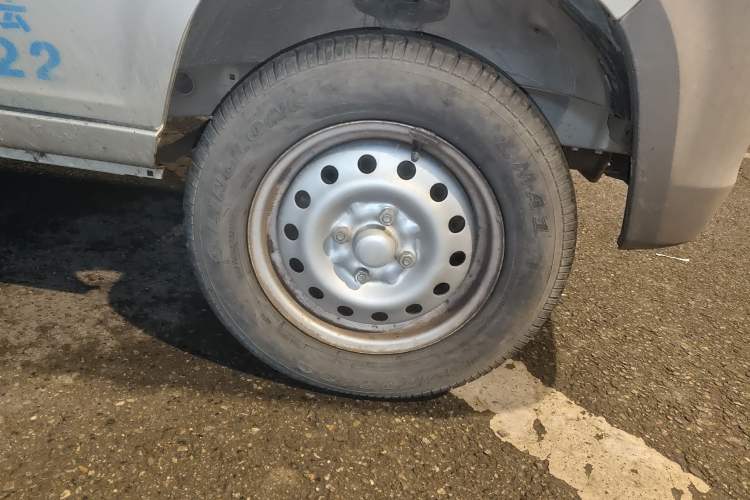 Used Wuling Zhiguang 2013 1.0L Base Version