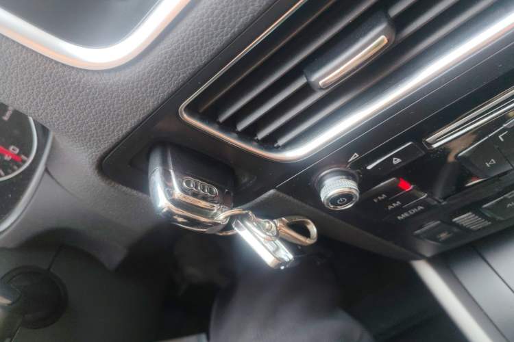 Used Audi Q5 2017 Plus 40 TFSI Ambition Model