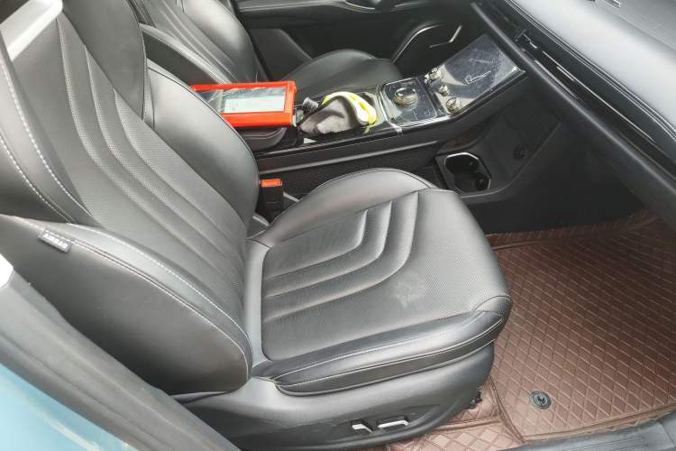 Used NETA U 2022 Zhi400 Pro Ternary Lithium