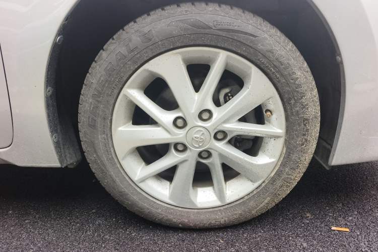 Used Toyota Corolla 2014 1.6L CVT GL-i Leather Edition
