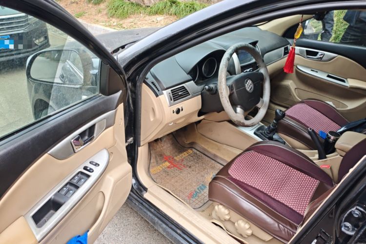 Used Buick Excelle 2013 1.5L Manual Classic Model